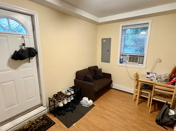 571 Laurelton Blvd #1, Long Beach, NY 11561