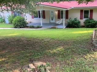 2808 Pierce Rd, Gainesville, GA 30507