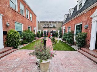 1762 N Las Palmas Ave, Hollywood, CA 90028