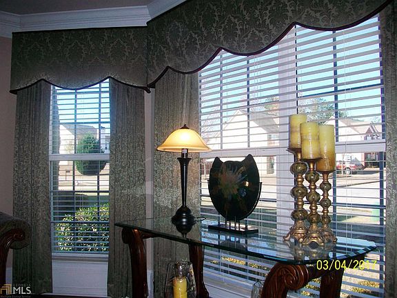 5th image of 236 Grandiflora Dr