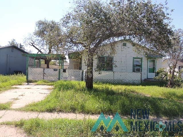 1st image of 1415 E Pecos Dr