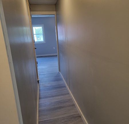 2nd image of 114 Broad St