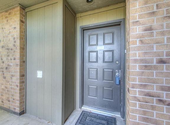 3rd image of 8888 Tallwood Dr APT 2209