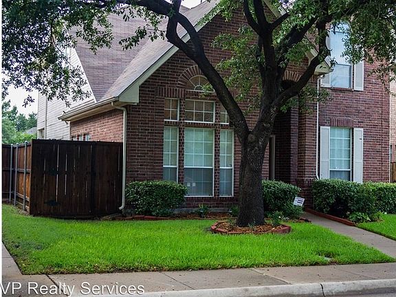 3rd image of 3025 Sawtooth Dr
