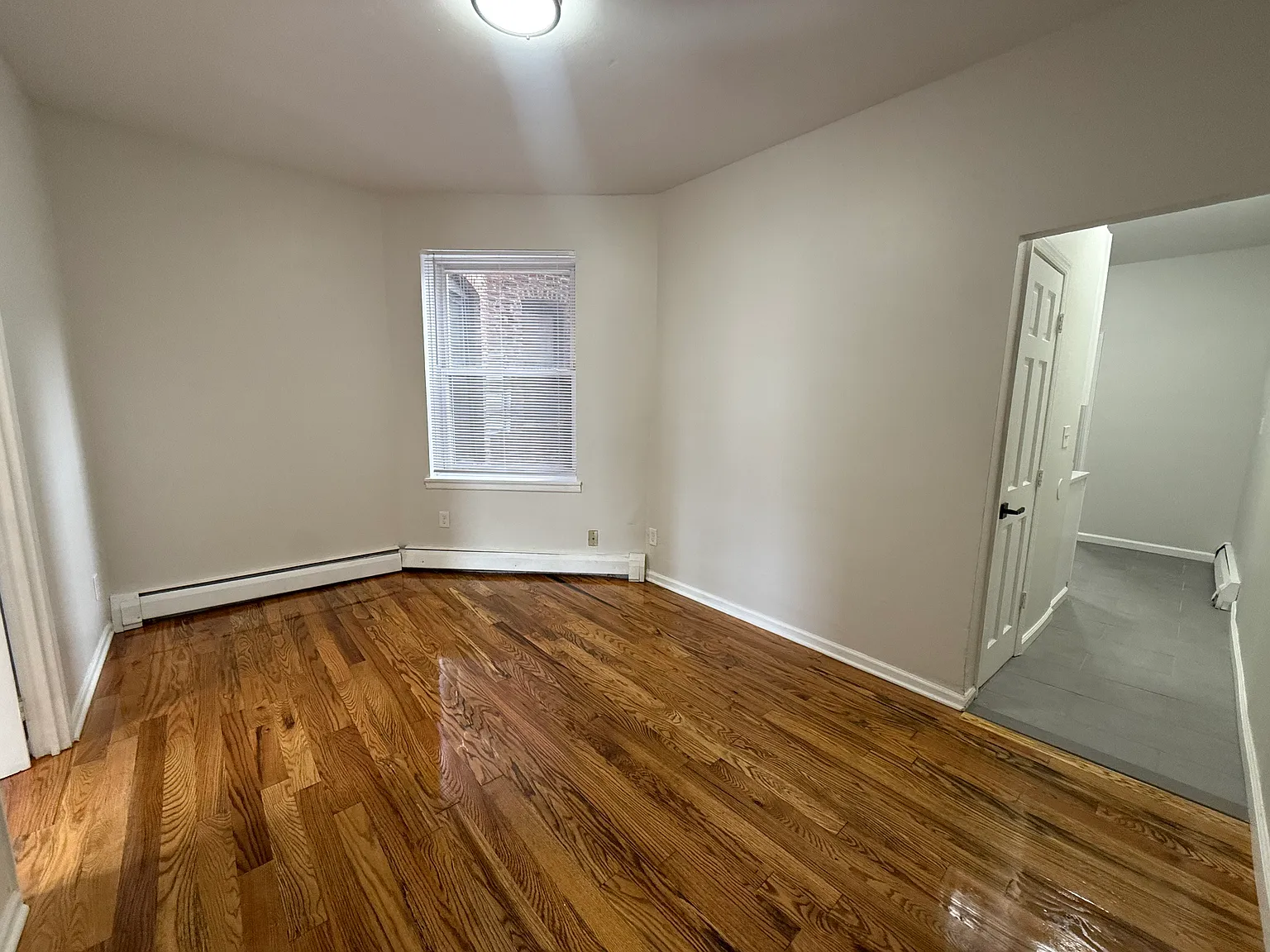 2 bed, $1,900 — Photo 4