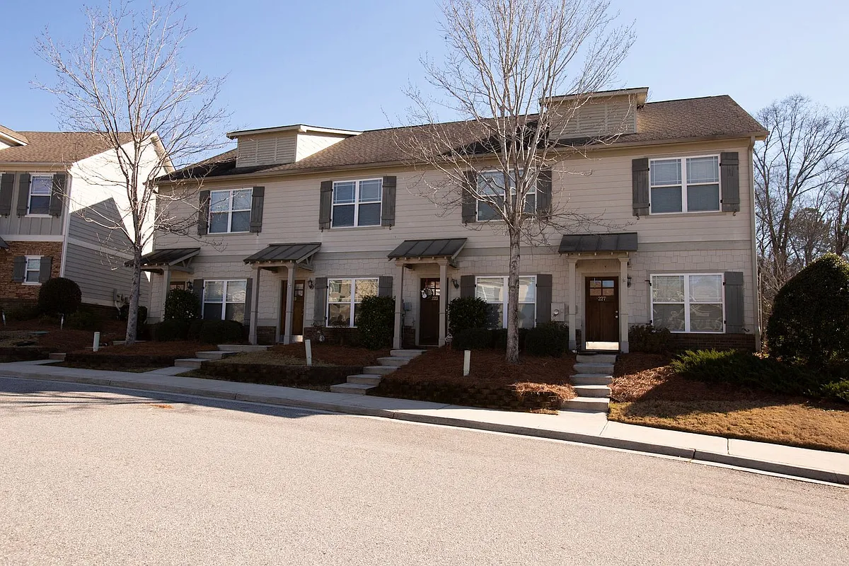 Building Photo - 215 Oconee River Cir