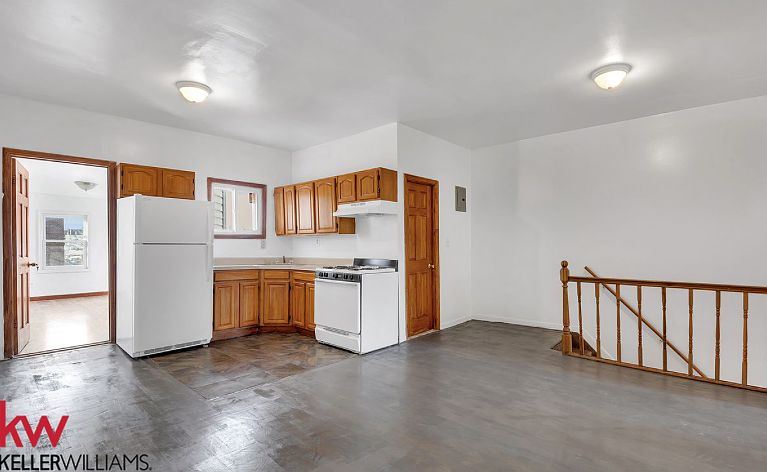 1st image of 44 Tompkins Ave #3