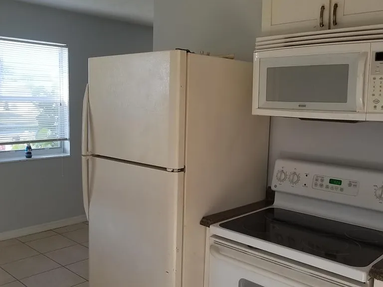 8358 Aero Ave — Photo 3