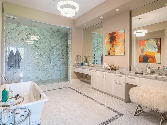 5th image of 2 Biltmore Estates Dr #107