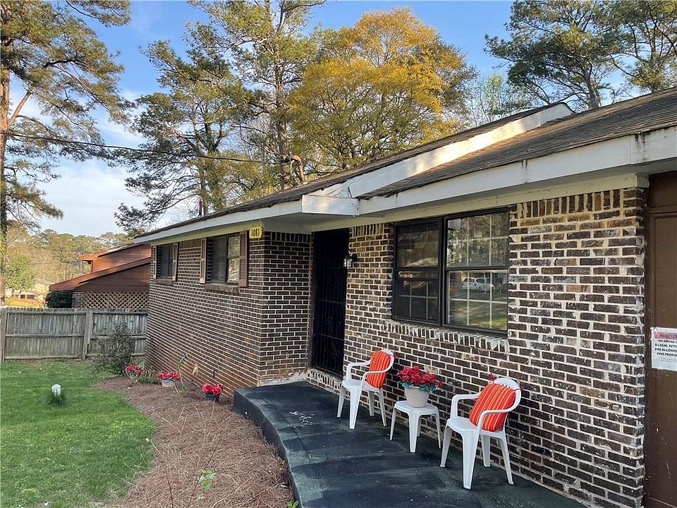 1st image of 1081 Forest Valley Dr SE