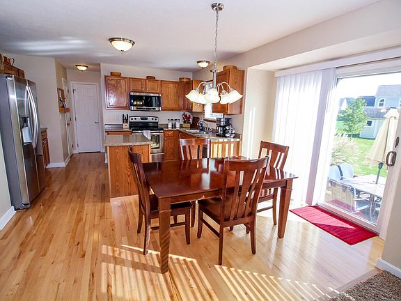 4th image of 768 Village Mill Dr