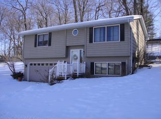 4639 Cumberland Rd, Mound, MN 55364