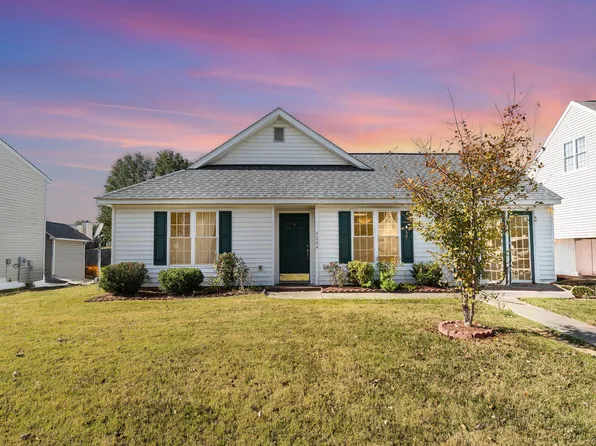 4004 Grandover Dr, Raleigh, NC 27610