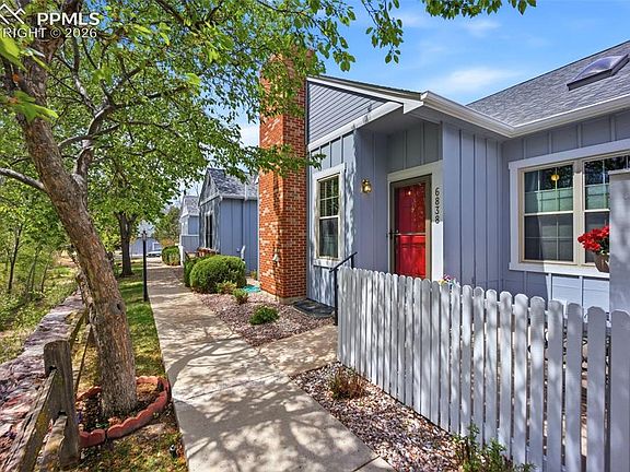 3rd image of 6838 Los Reyes Cir