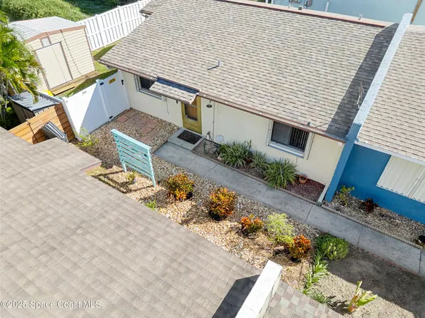208 Cleveland Ave, Cocoa Beach, FL 32931