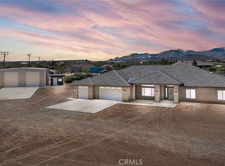 8482 Tumbleweed Rd, Phelan, CA 92371