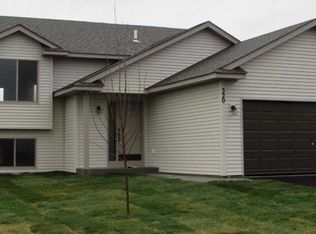 1240 Oakey Ct, Osceola, WI 54020