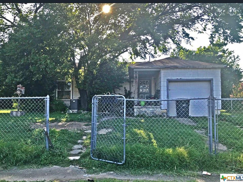 1st image of 901 Conder St