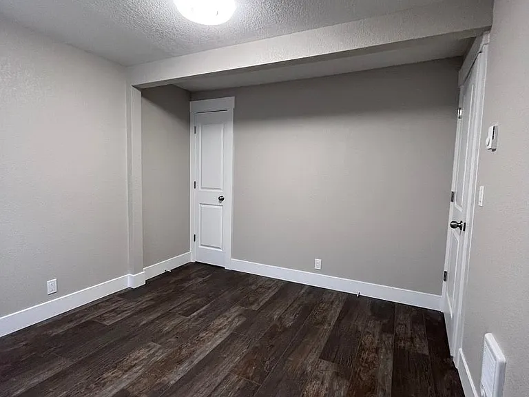 Bella Rose Apartments — Photo 25