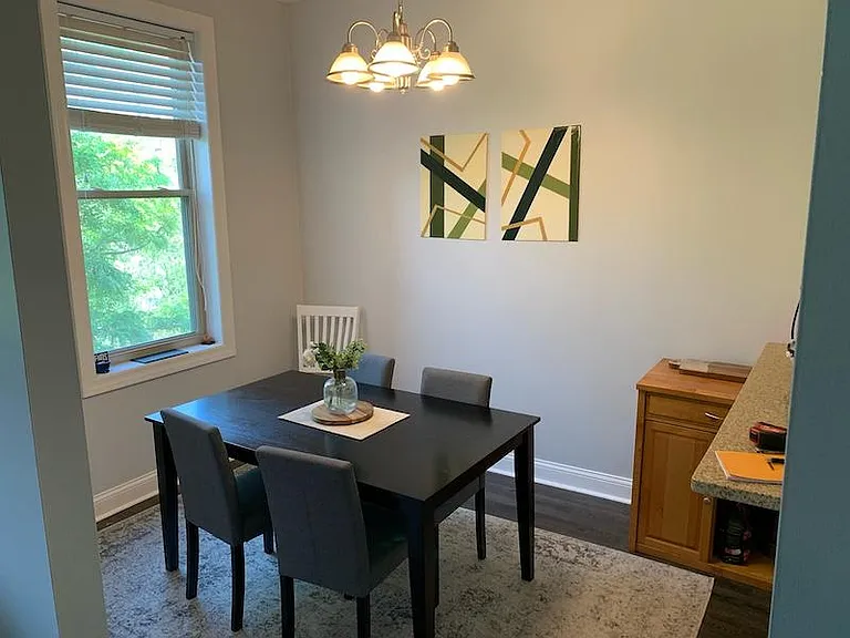 347 W Dickens Ave #3 — Photo 5