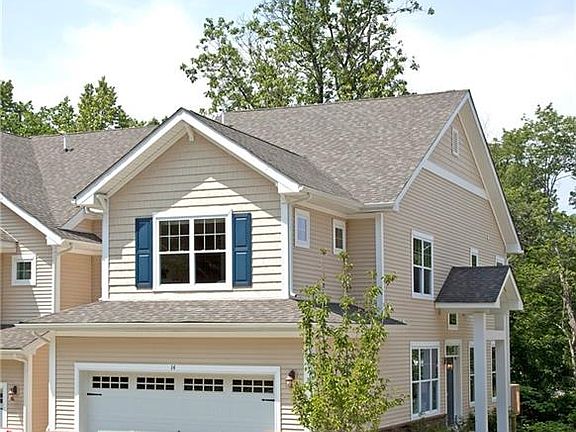 2nd image of 39 Woodrose Ct