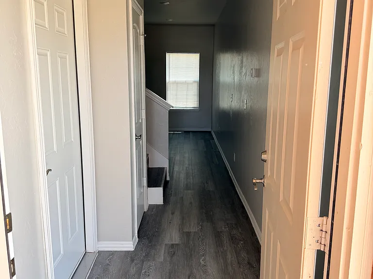 8018 NE 35th St #8018 — Photo 3