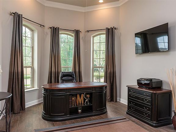 5th image of 21214 Whistle Wood Dr