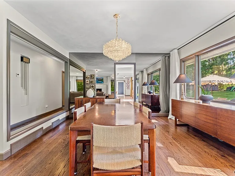 30 Lyndon Rd — Photo 11