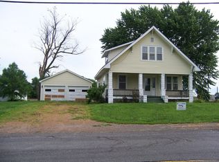 314 E Washington St, Smithton, MO 65350