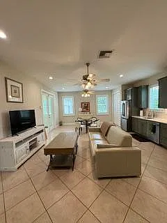 1 bed, 1.0 bath, 722 sqft, $3,000 — Photo 4