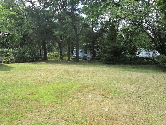 5th image of 3222 Olive Ave