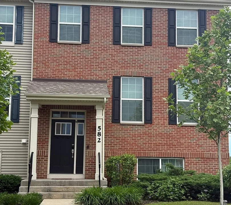 582 Cimmaron Cir #582