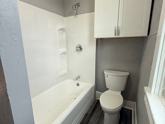 4th image of 1079 3rd Ave APT 9