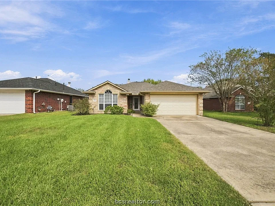 3605 Vienna Dr