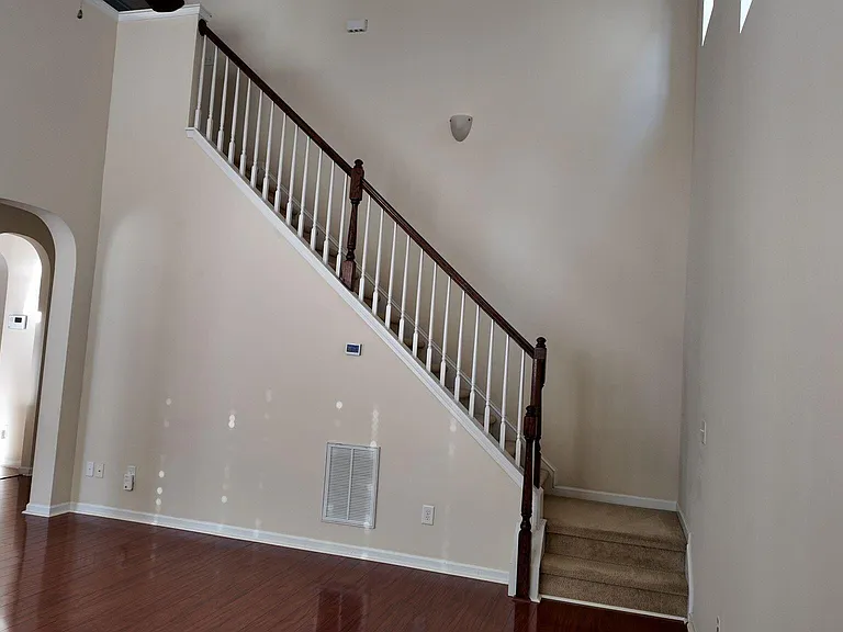 1113 Garden Square Ln — Photo 13
