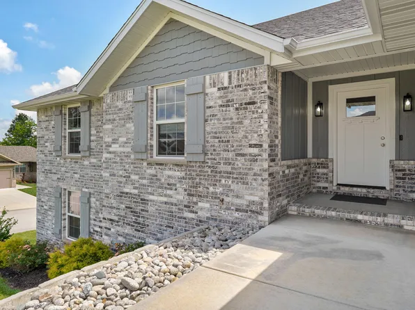 852 S Dry Gulch Road, Nixa, MO 65714