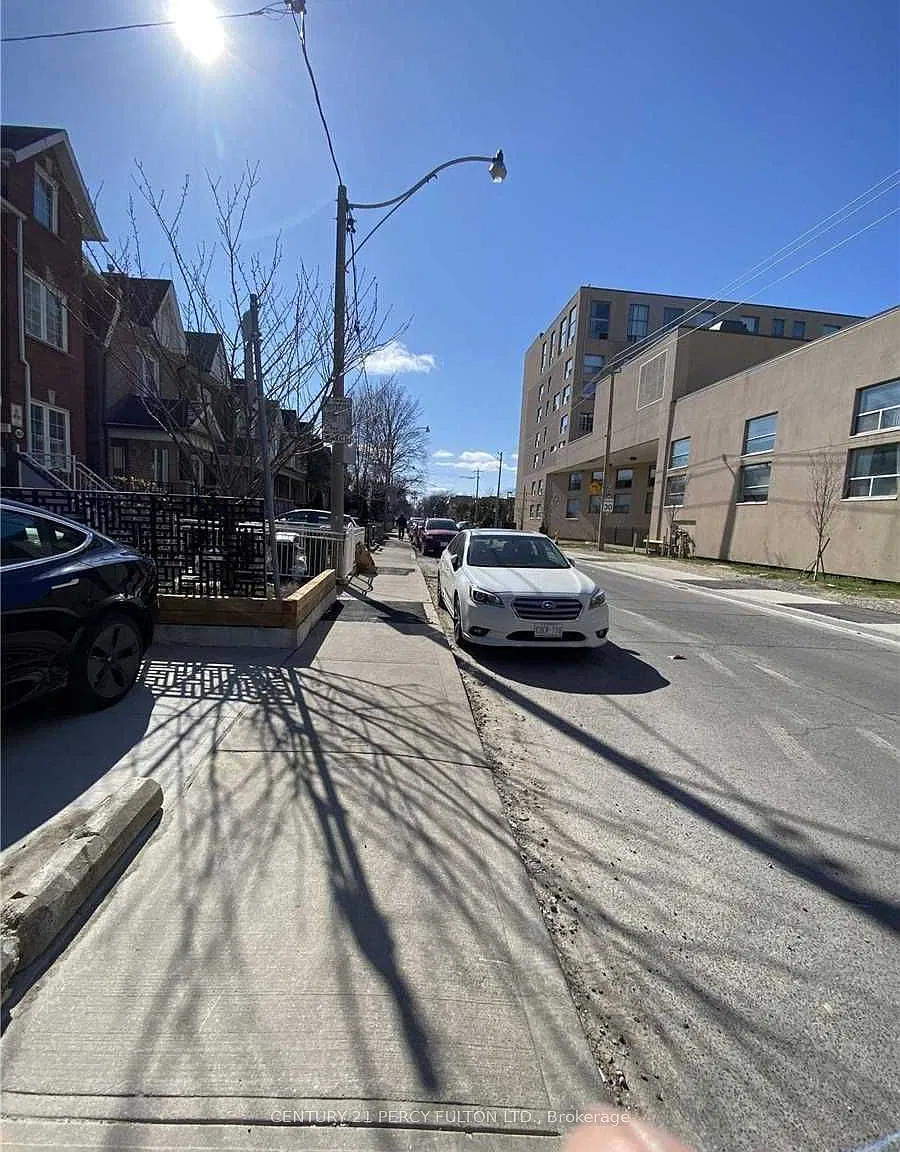 2 bed, $700 — Photo 3