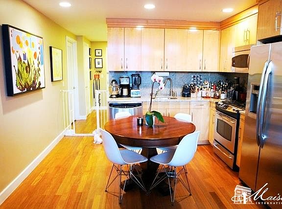 2nd image of 161-169 E 110th St #4I