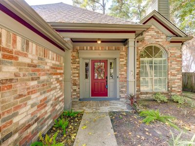 56 E Village Knoll Cir, Spring, TX, 77381