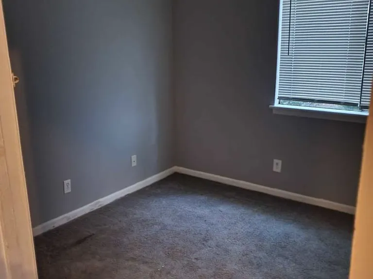 8576 Creekwood Way — Photo 8