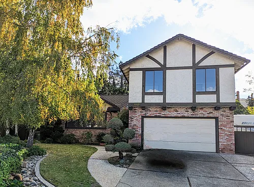 6525 Idlewild Ct Photo 1