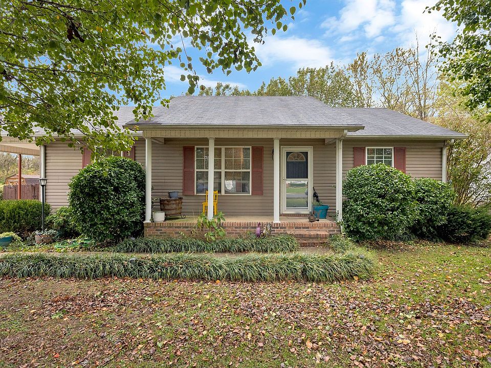 1st image of 208 Canova Dr