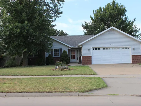 615 W Avenue A, McPherson, KS 67460