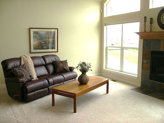 vaulted great room w wall of windows