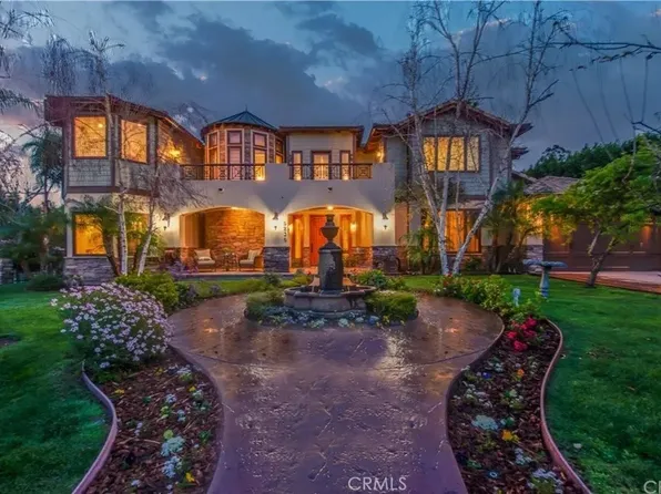 5230 Quakertown Ave, Woodland Hills, CA 91364