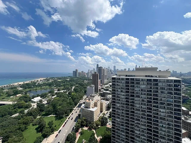 2020 N Lincoln Park W #32K — Photo 7