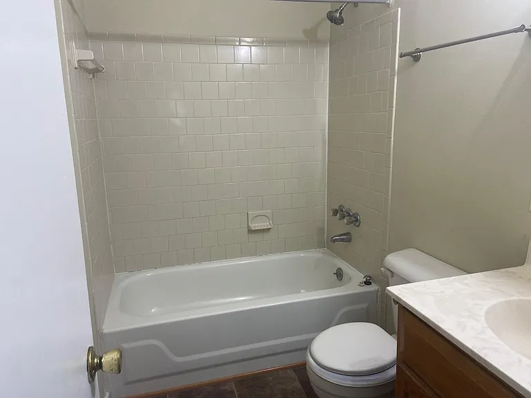 2126 Belvin Pl — Photo 12
