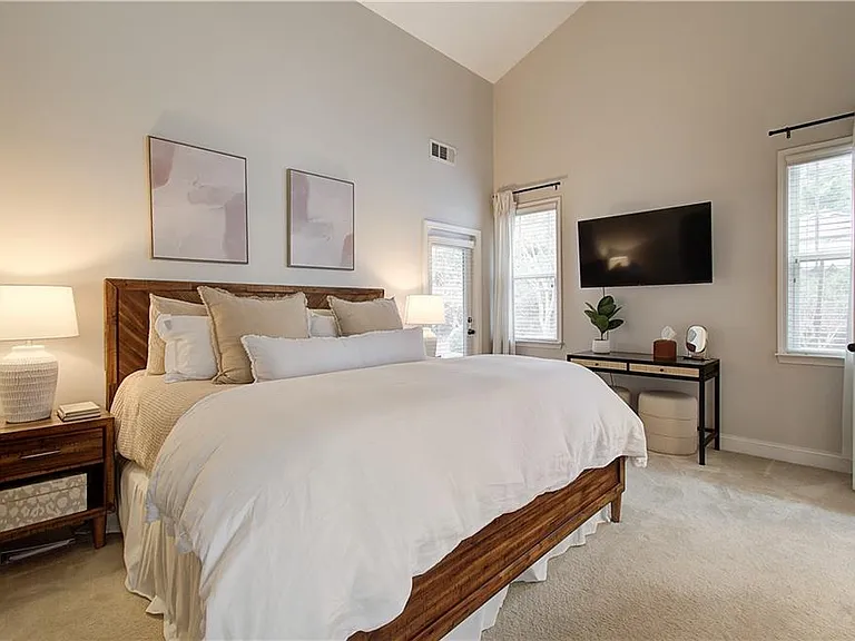 3822 Carriage House Dr — Photo 20