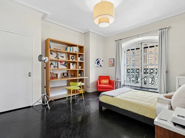 2109 Broadway image 13 of 13