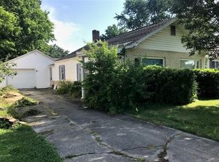 200 W Eiche Ave, Effingham, IL 62401
